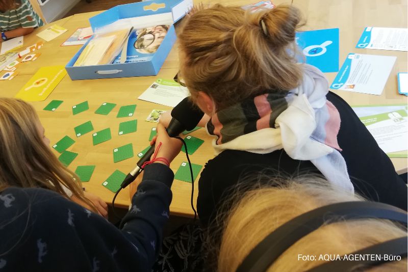 HasteTöne - Kindermedien aus Hamburg zu Besuch im AQUA-AGENTEN-Büro
